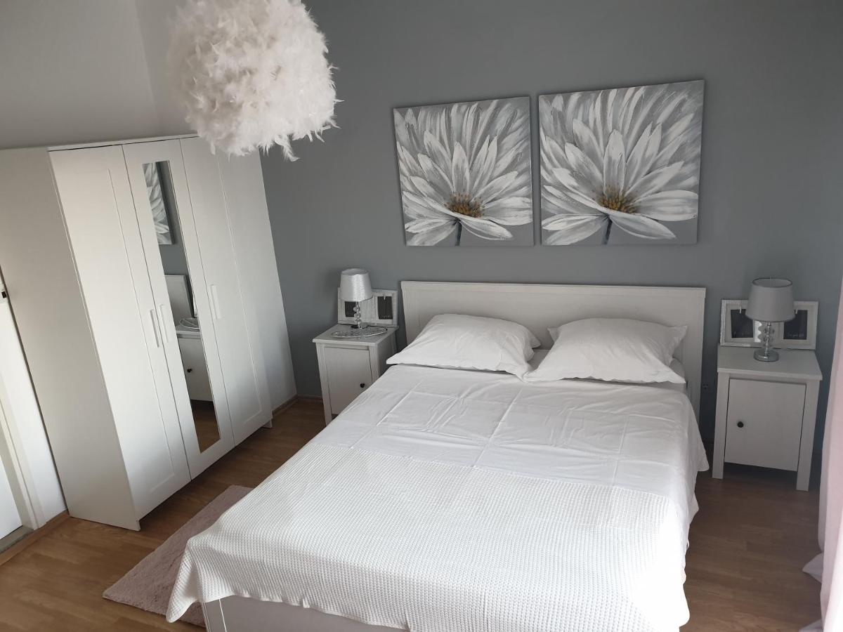 Apartments Mare Banjol Ngoại thất bức ảnh