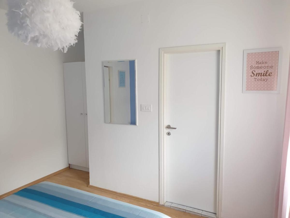 Apartments Mare Banjol Ngoại thất bức ảnh